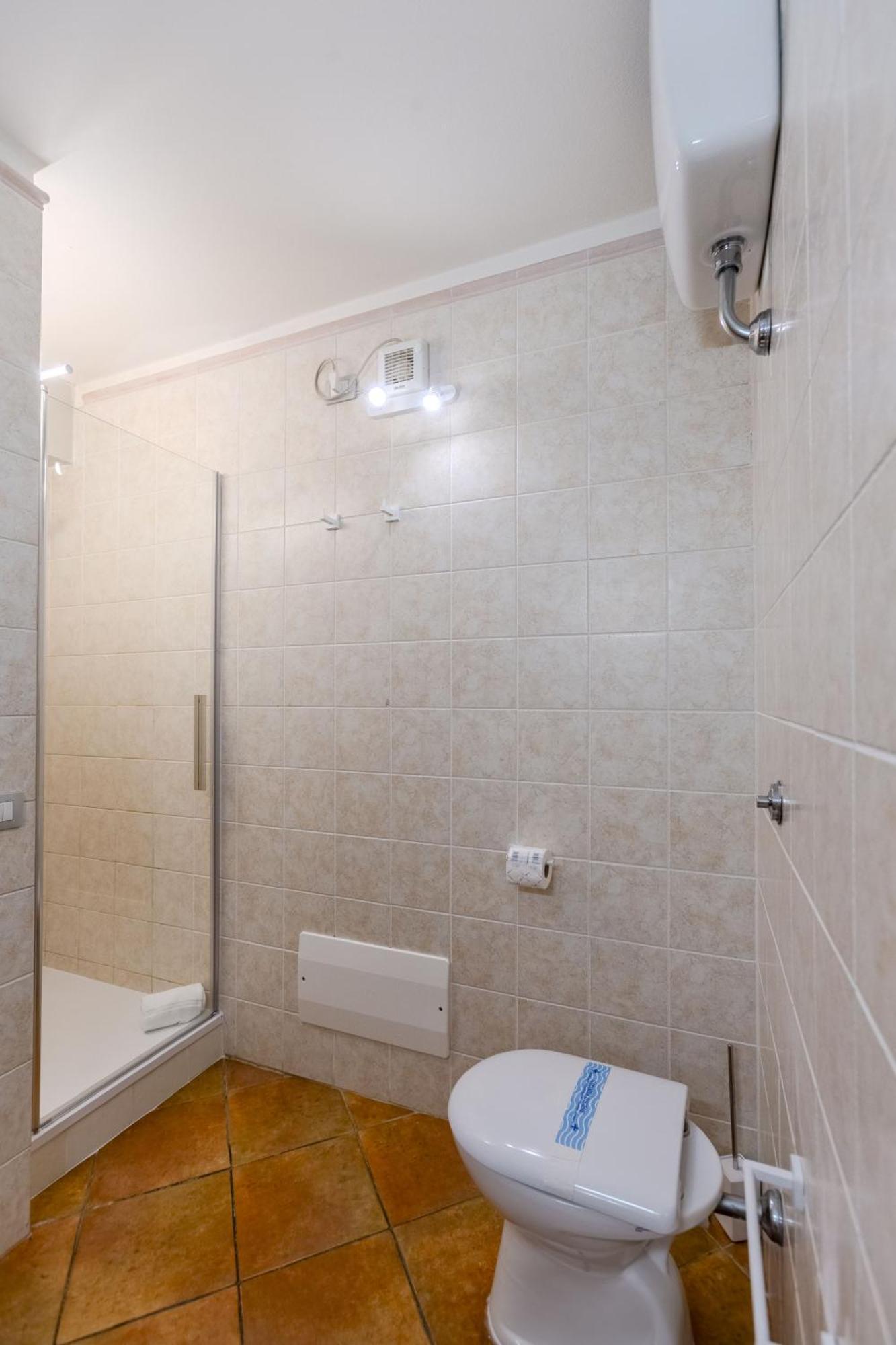 Aetos Home With Shared Swimming Pool - Porto Pino Hill Εξωτερικό φωτογραφία